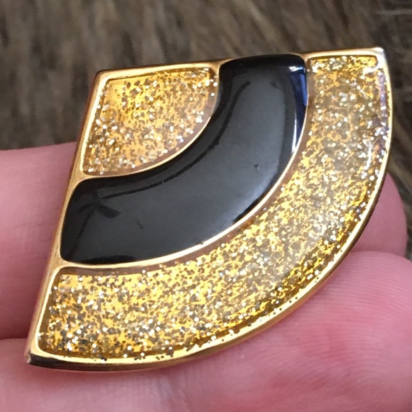 Vintage new old stock enamel 18kt plated brooch - Picture 5 of 7